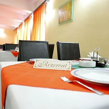 Hotel Central 2*