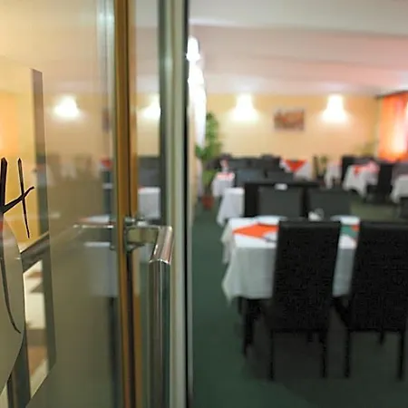 Hotel Central Ξενοδοχείο Τιμισοάρα